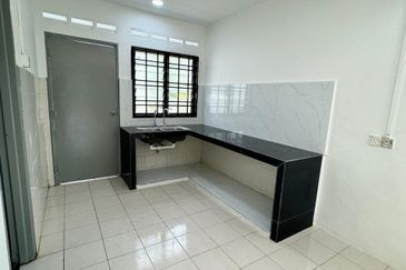 Corner Lot @ Jalan Delima,Taman Cahaya Masai, Pasir Gudang