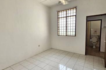 Jalan Sri Putri, Taman Putri, Kulai