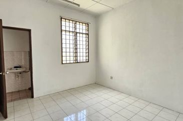 Jalan Sri Putri, Taman Putri, Kulai