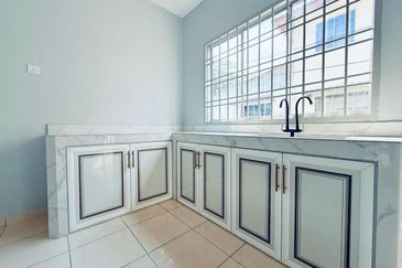 Corner Lot @ Jalan Pulasan, Taman Kota Masai, Pasir Gudang