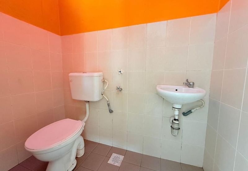 Corner Lot @ Jalan Pulasan, Taman Kota Masai, Pasir Gudang