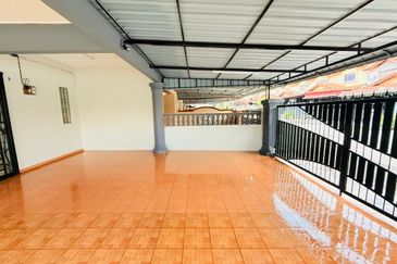 Corner Lot @ Jalan Pulasan, Taman Kota Masai, Pasir Gudang