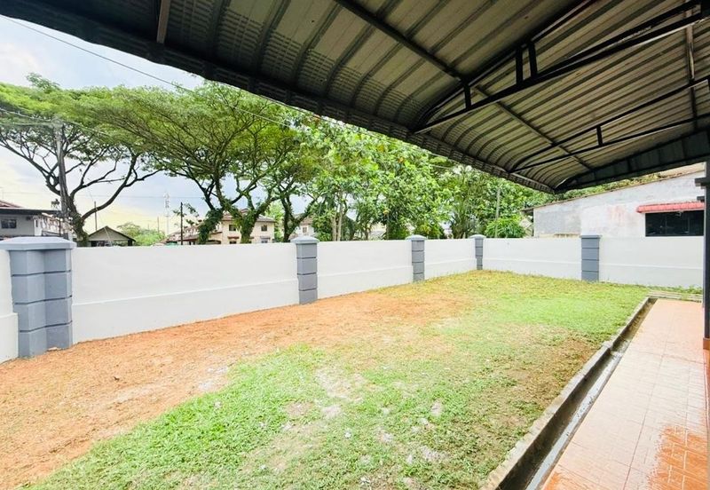 Corner Lot @ Jalan Pulasan, Taman Kota Masai, Pasir Gudang