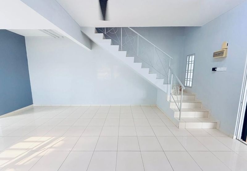 Corner Lot @ Jalan Pulasan, Taman Kota Masai, Pasir Gudang