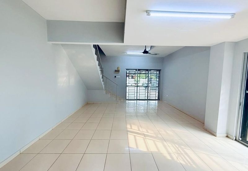 Corner Lot @ Jalan Pulasan, Taman Kota Masai, Pasir Gudang