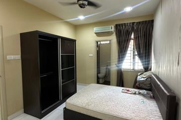 Jalan Perjiranan 12, Bandar Dato Onn