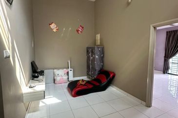 Jalan Perjiranan 12, Bandar Dato Onn