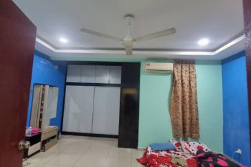 Corner Lot @ Jalan Bayu, Bandar Seri Alam, Masai, Johor