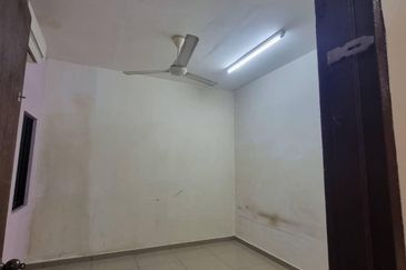 Corner Lot @ Jalan Bayu, Bandar Seri Alam, Masai, Johor