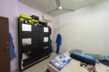 Corner Lot @ Jalan Bayu, Bandar Seri Alam, Masai, Johor