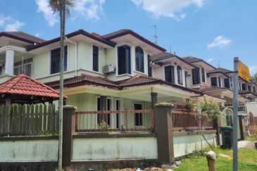 Corner Lot @ Jalan Bayu, Bandar Seri Alam, Masai, Johor