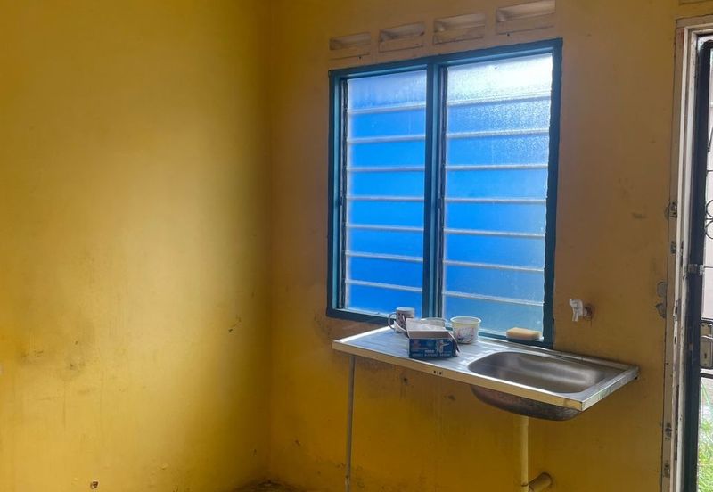 Jalan Delima, Taman Gunung Emas, Labis, Johor