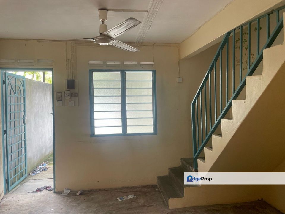 Jalan Delima, Taman Gunung Emas, Labis, Johor, Johor, Labis