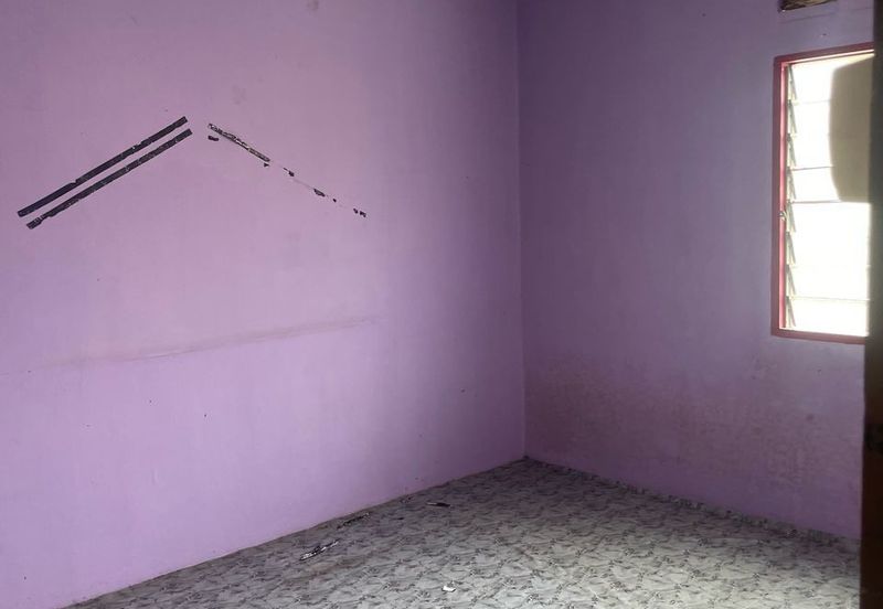 Jalan Delima, Taman Gunung Emas, Labis, Johor