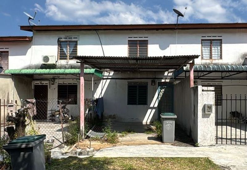 Jalan Delima, Taman Gunung Emas, Labis, Johor