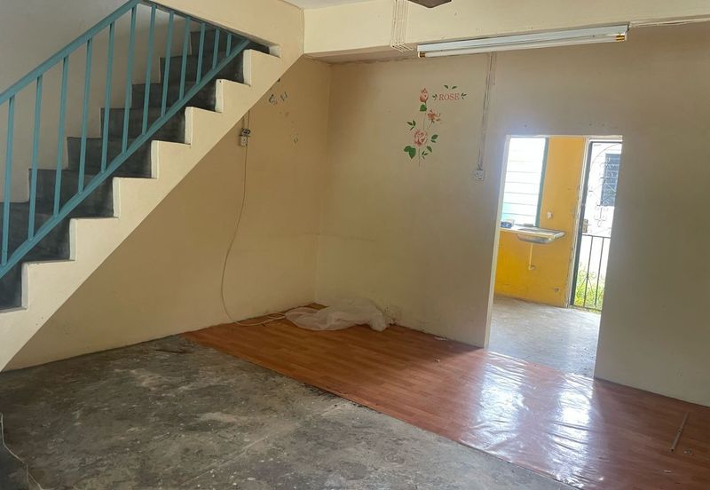 Jalan Delima, Taman Gunung Emas, Labis, Johor