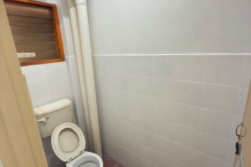 Flat Taman Plentong Utama