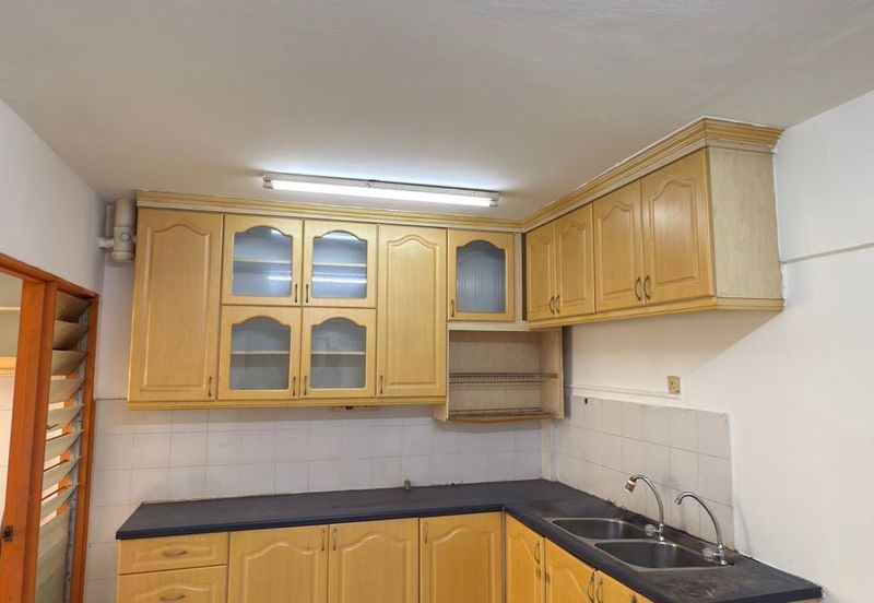 Flat Taman Plentong Utama