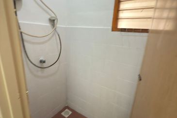 Flat Taman Plentong Utama