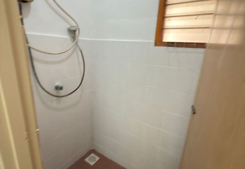 Flat Taman Plentong Utama