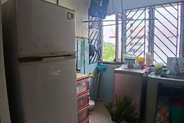Flat Bandar Selesa Jaya
