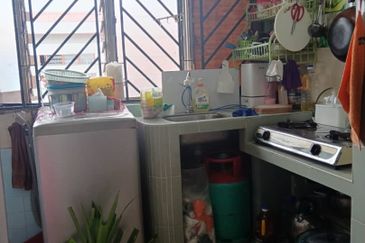 Flat Bandar Selesa Jaya