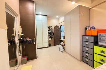 Apartment Putri Ria @ Taman Megah Ria