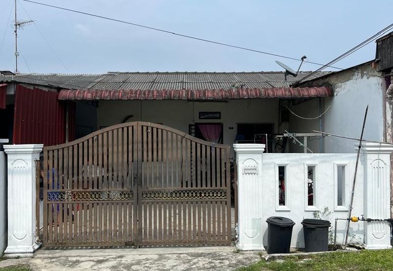  Jalan Tenggiri , Taman Saleng Jaya,  Senai