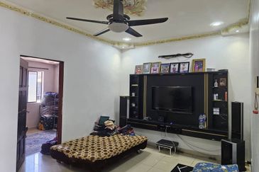 Fully Renovated @ Jalan Pulai Indah, Taman Pulai Indah