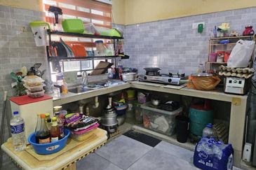 Fully Renovated @ Jalan Pulai Indah, Taman Pulai Indah