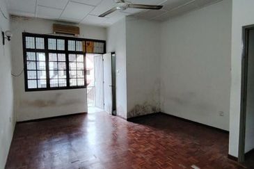 Jalan Permas 12, Permas Jaya  