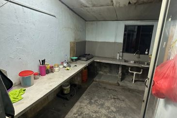 Jalan Melunak 8, Taman Desa Cemerlang