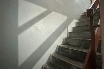 Jalan Melunak 8, Taman Desa Cemerlang