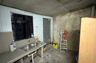 Jalan Melunak 8, Taman Desa Cemerlang