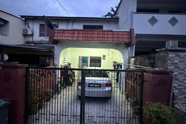 Jalan Melunak, Taman Desa Cemerlang