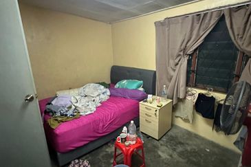 Jalan Melunak, Taman Desa Cemerlang