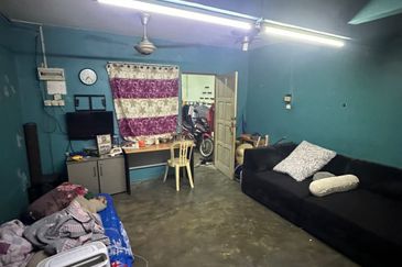 Jalan Melunak, Taman Desa Cemerlang