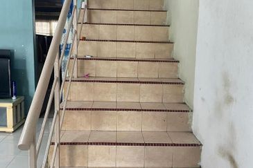 Jalan Keembong, Taman Johor Jaya