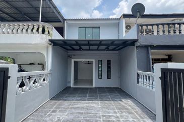 Fully Renovated @ Jalan Danau 14, Taman Desa Jaya