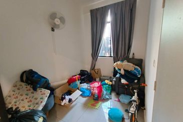 Jalan Alam Sitrin @ Citrine Residenz, Bandar Seri Alam, Masai