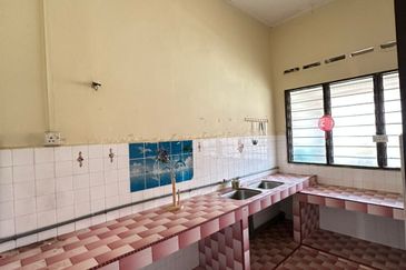 Jalan Kolam Air Utama, Taman Maju, 77000 Jasin, Melaka.