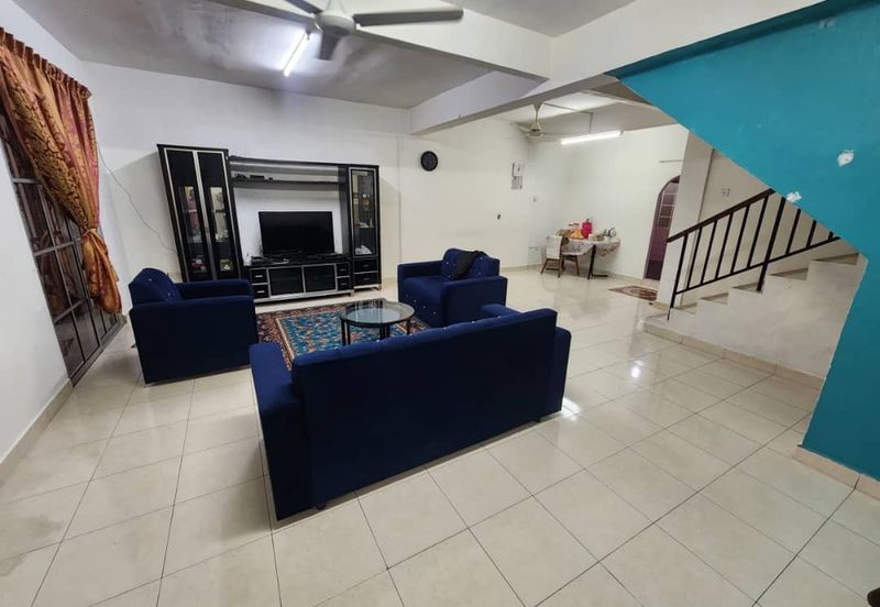 Fully Renovated @ Jasmine Park, Taman Putri, Kulai