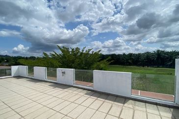 Corner Lot @ Taman Pulai Hijauan, Johor 