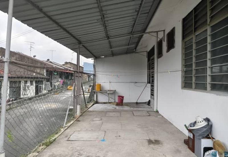 Jalan Inang, Taman Nesa, Skudai