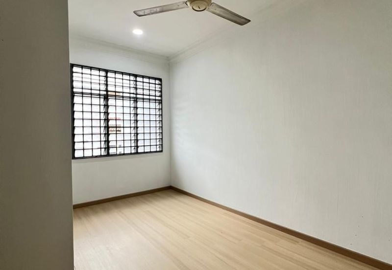 Jalan Badik, Taman Puteri Wangsa, Ulu Tiram