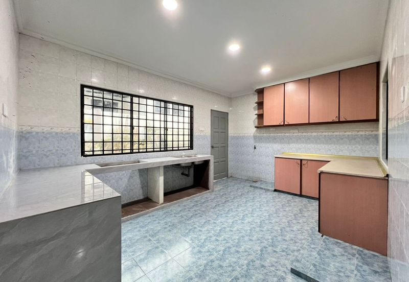 Jalan Badik, Taman Puteri Wangsa, Ulu Tiram