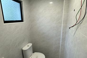 Fully Renovated @ Jalan Panti 6, Taman Bukit Tiram