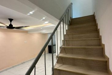 Fully Renovated @ Jalan Panti 6, Taman Bukit Tiram