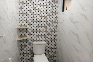 Unblock View @ Jalan Gelam, Taman Rinting, Masai