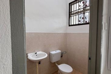 Jalan Putri, Taman Mohd Yassin, Simpang Renggam